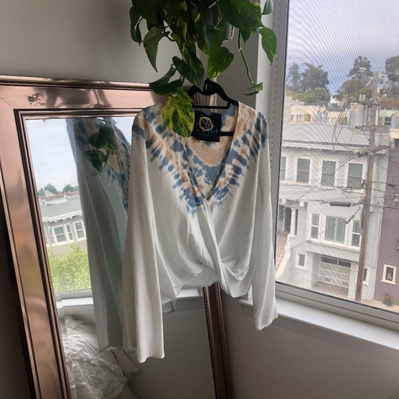 Planet Blue Tie Dye Blouse - Picture 3 of 3